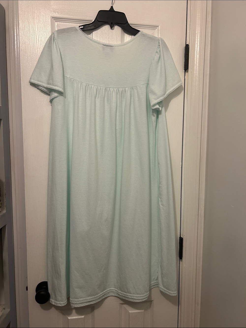 Shadowline Nightgown Robe 2pc Set - Picture 4 of 10